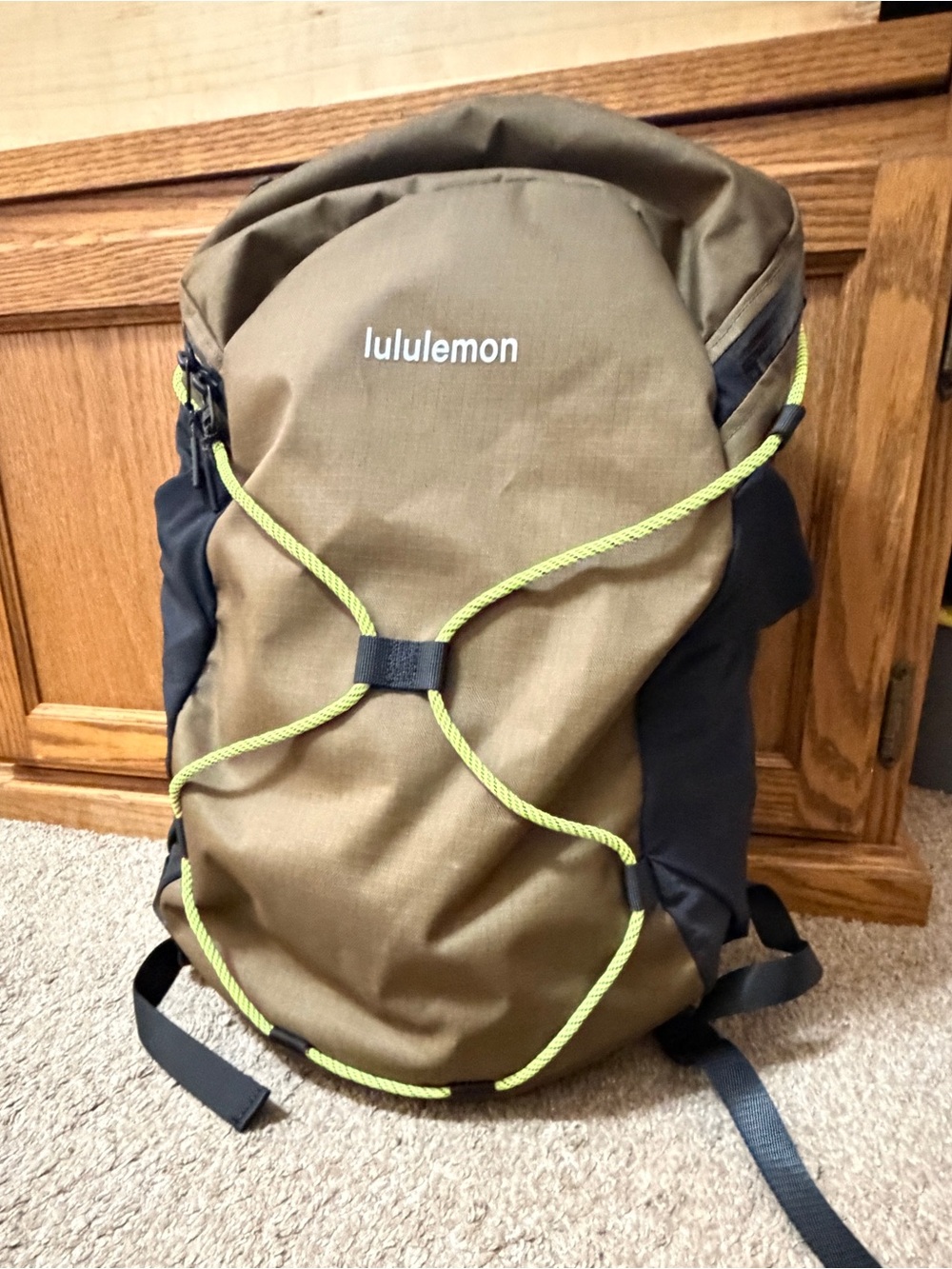 lululemon athletica Olive Backpack with Neon Lime Bungee